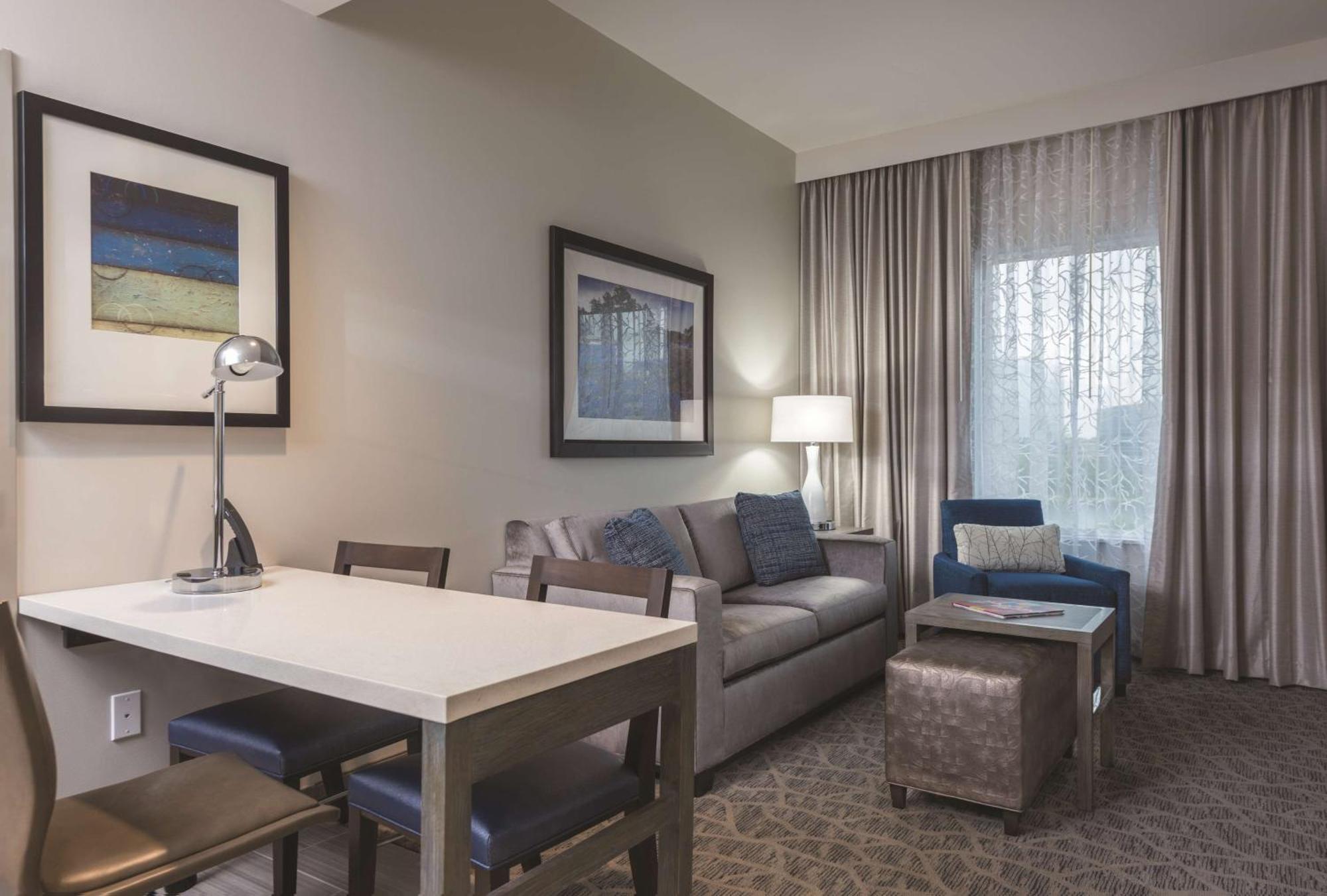 Embassy Suites By Hilton The Woodlands Dış mekan fotoğraf