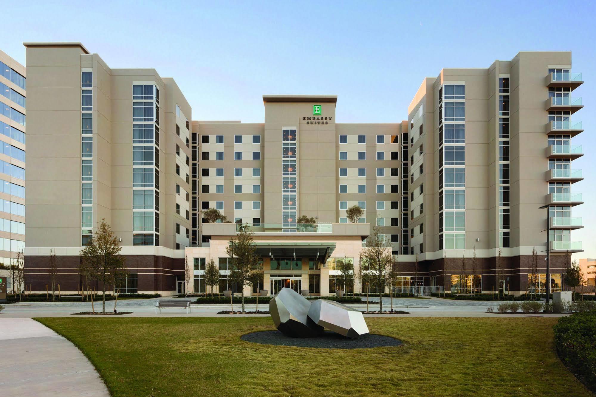 Embassy Suites By Hilton The Woodlands Dış mekan fotoğraf